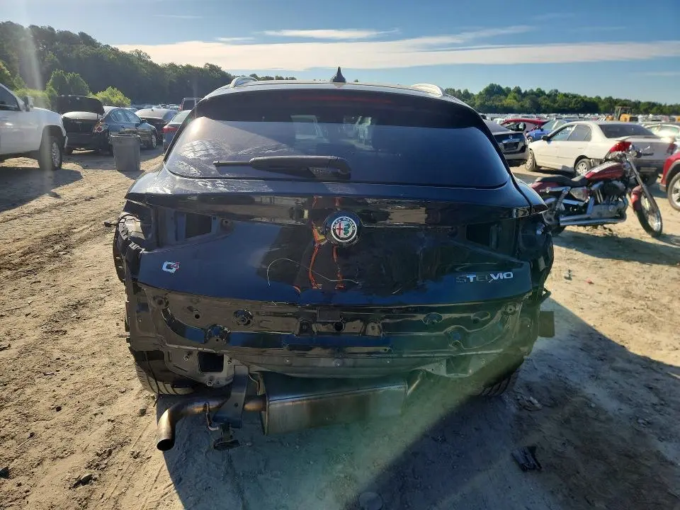 2018 ALFA ROMEO STELVIO   
