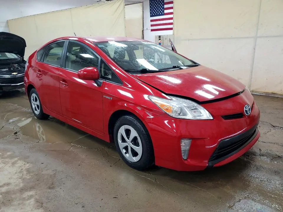 2013 TOYOTA PRIUS TWO  