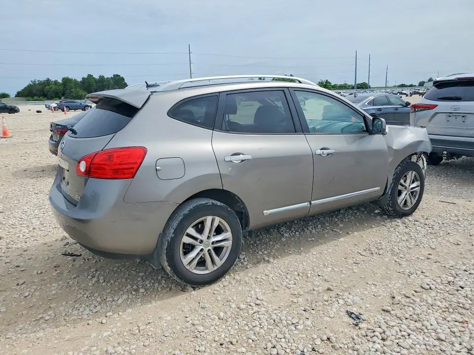 2012 NISSAN ROGUE S  