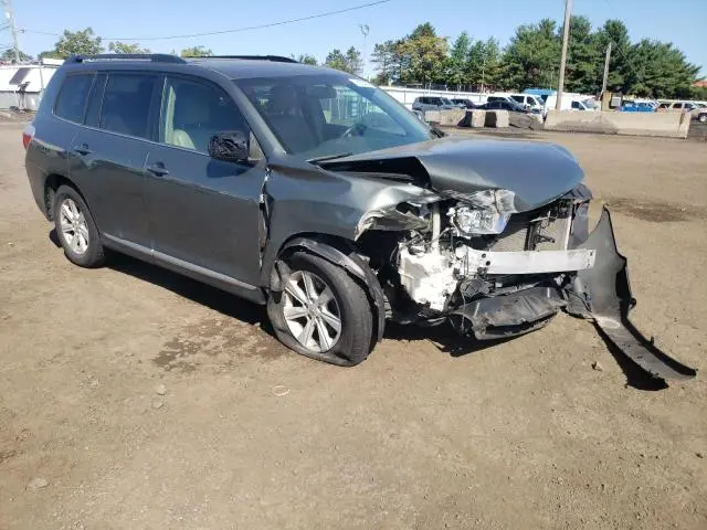 2013 TOYOTA HIGHLANDER BASE  