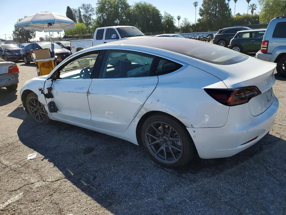 2018 TESLA MODEL 3   