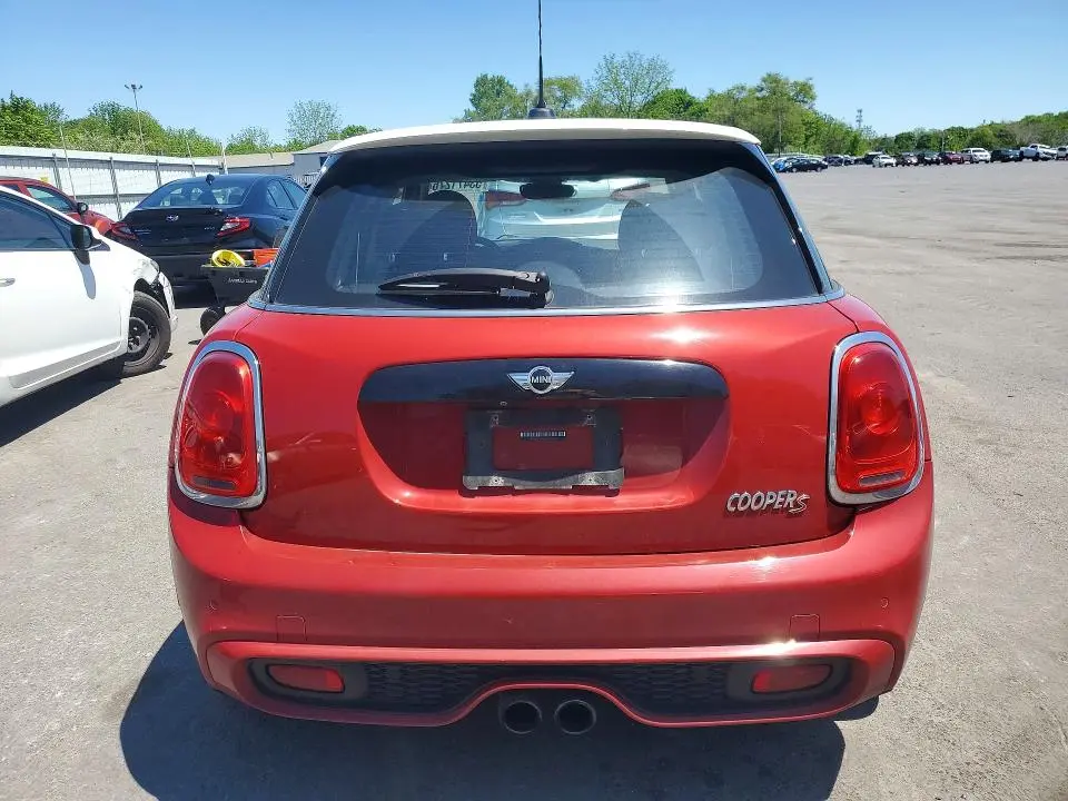 2017 MINI COOPER S  