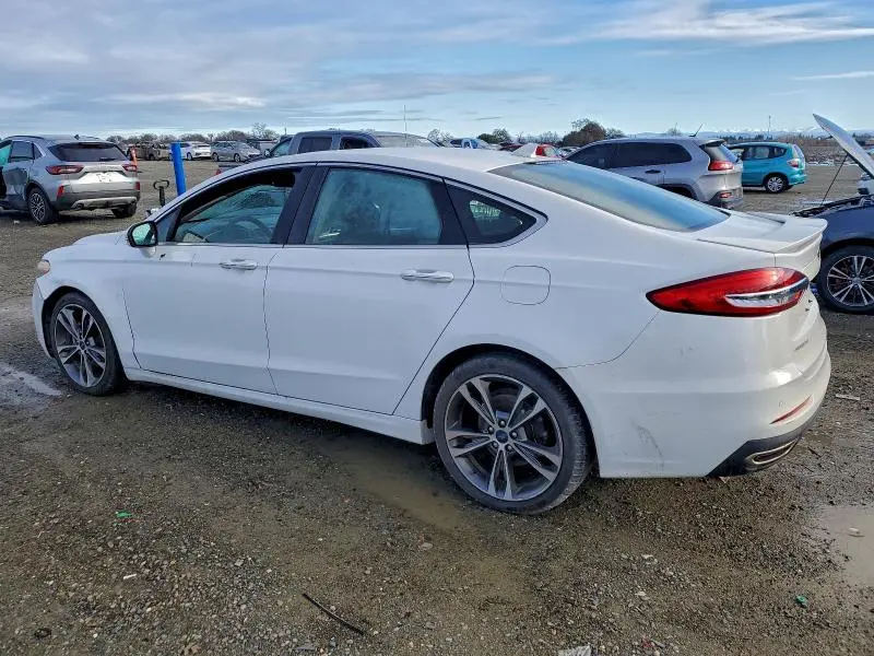 2019 FORD FUSION TITANIUM  