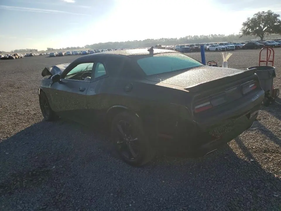 2020 DODGE CHALLENGER SXT  