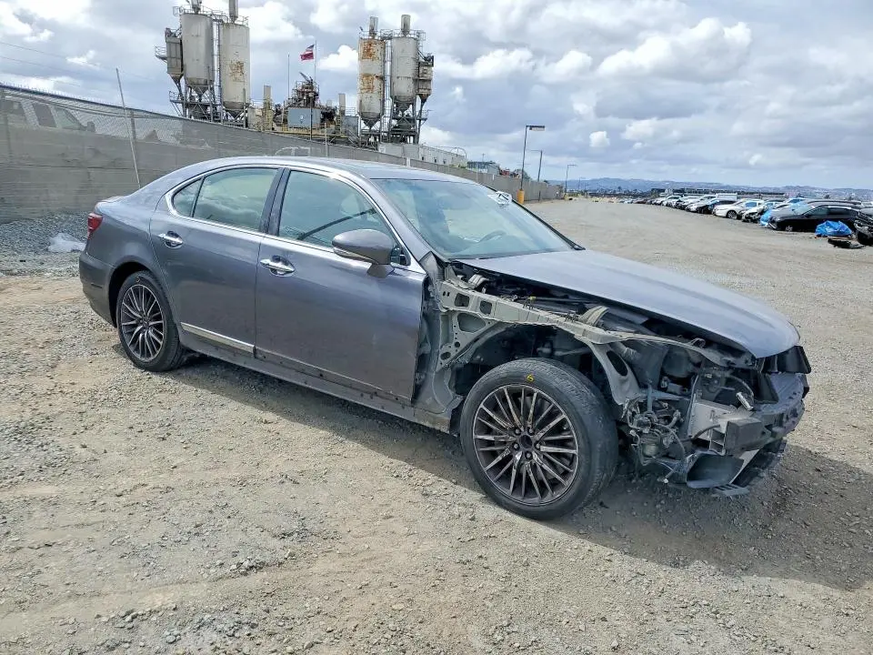 2013 LEXUS LS 460  