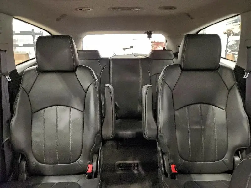 2015 CHEVROLET TRAVERSE LTZ  