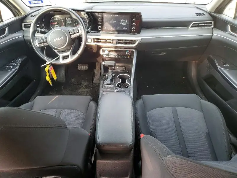 2022 KIA K5 LXS  