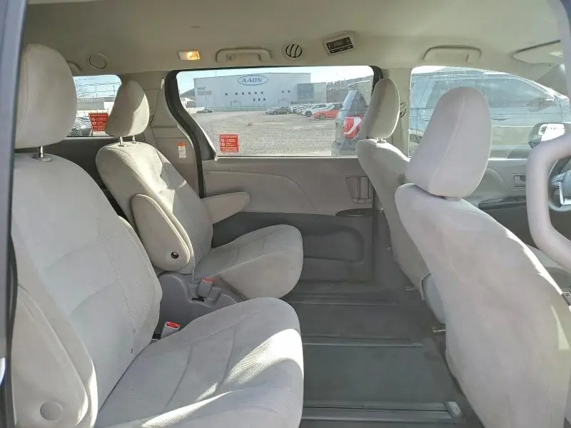 2020 TOYOTA SIENNA L  