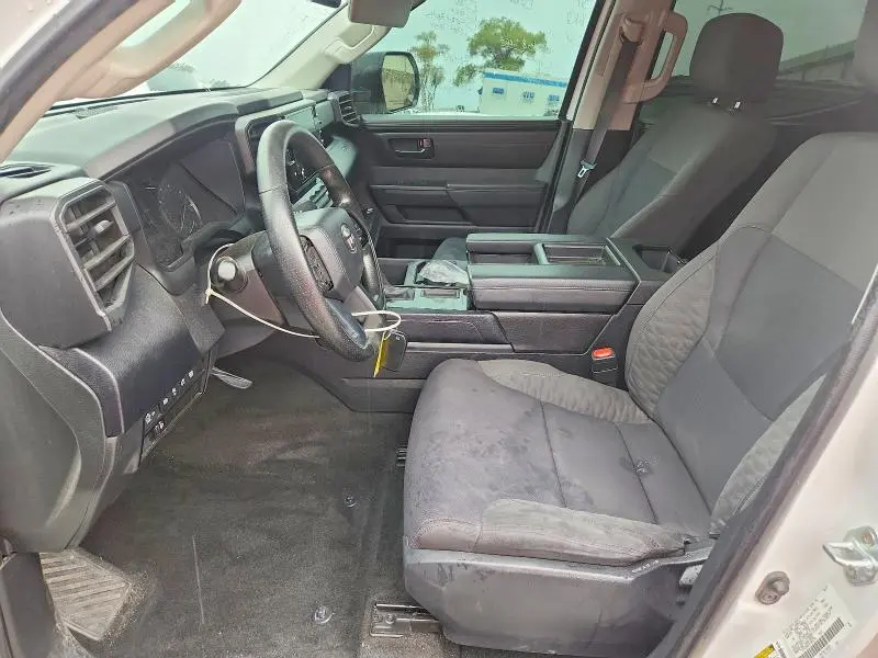 2023 TOYOTA TUNDRA SR  