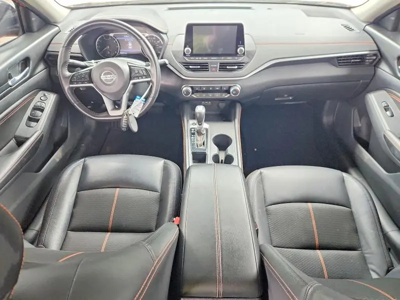 2021 NISSAN ALTIMA SR  