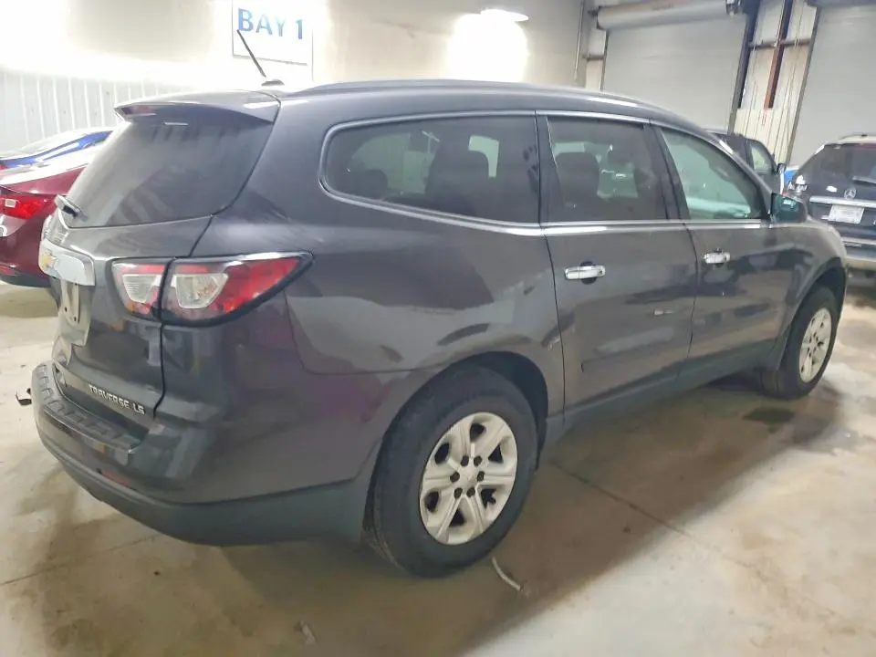 2013 CHEVROLET TRAVERSE LS  