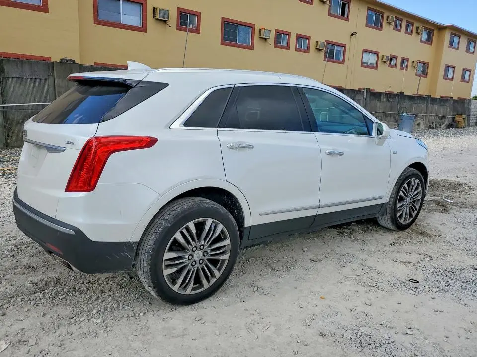 2017 CADILLAC XT5 PREMIUM LUXURY  