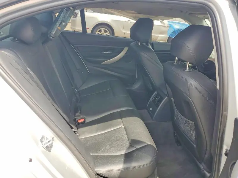 2013 BMW 328 I  