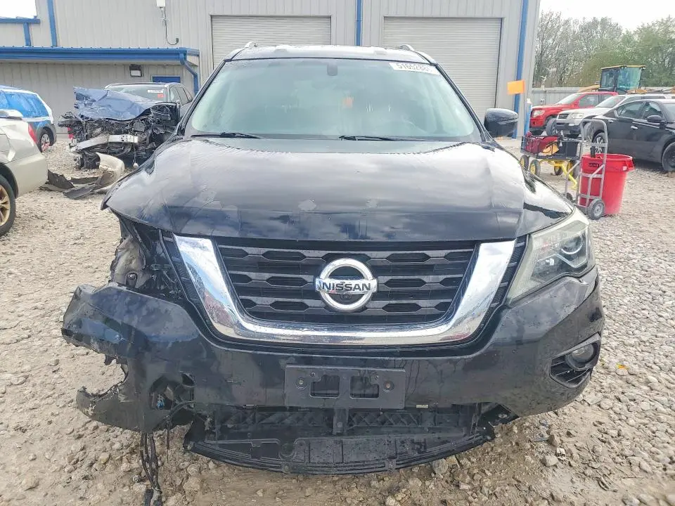2018 NISSAN PATHFINDER SL  
