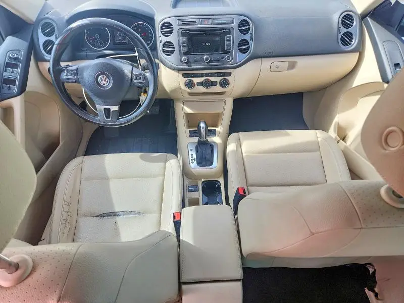2013 VOLKSWAGEN TIGUAN S  