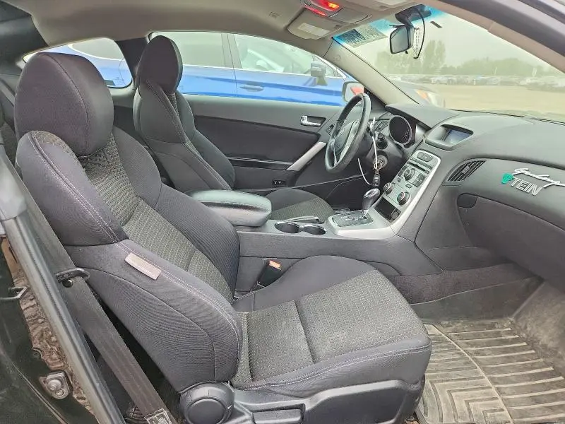 2010 HYUNDAI GENESIS   