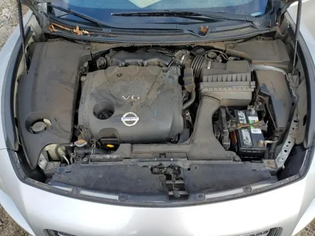 2011 NISSAN MAXIMA S  