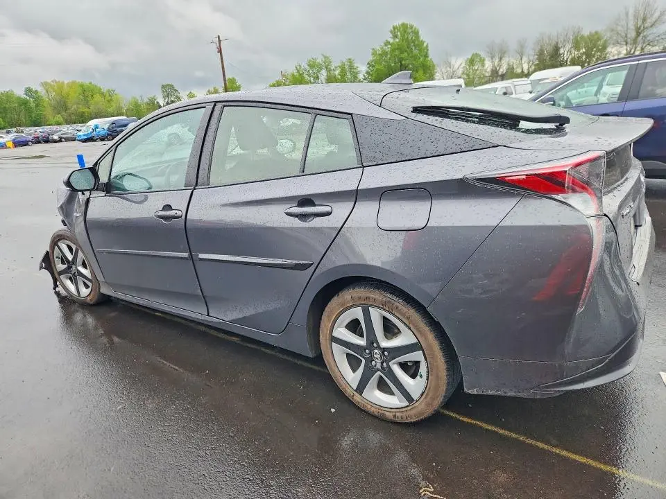 2016 TOYOTA PRIUS FOUR TOURING  