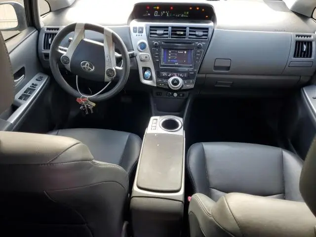 2012 TOYOTA PRIUS V 