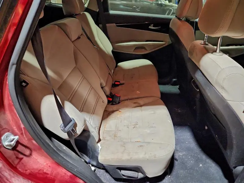 2016 KIA SORENTO LX  