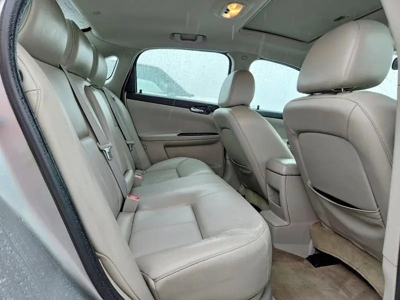 2011 CHEVROLET IMPALA LT  