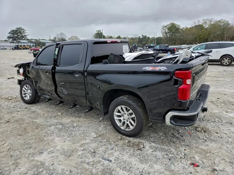 2024 CHEVROLET SILVERADO K1500 LT  
