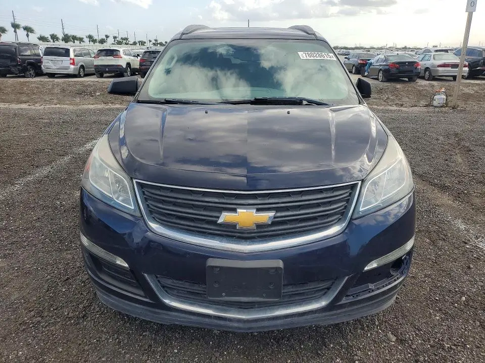 2015 CHEVROLET TRAVERSE LS  