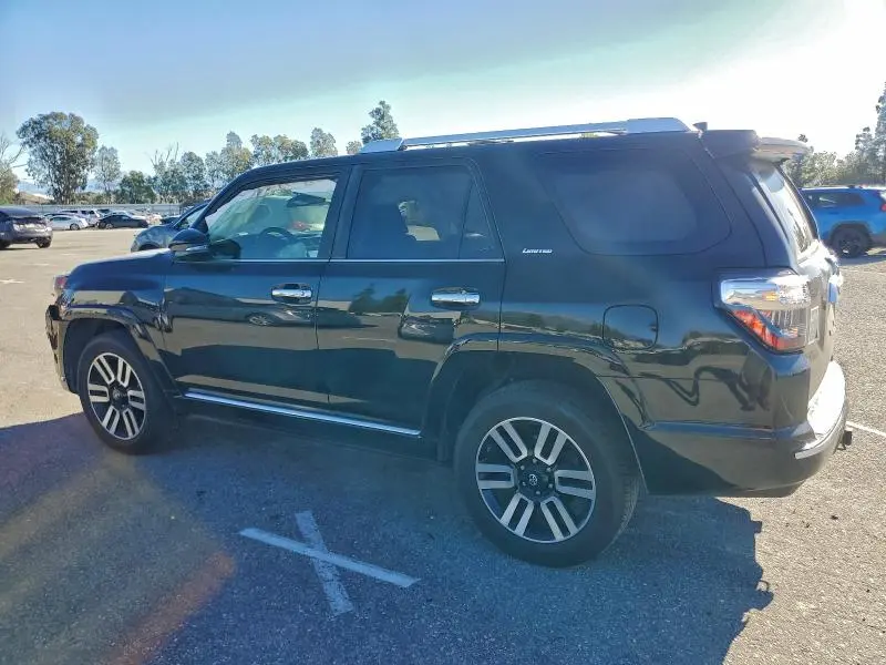 2018 TOYOTA 4RUNNER SR5/SR5 PREMIUM  