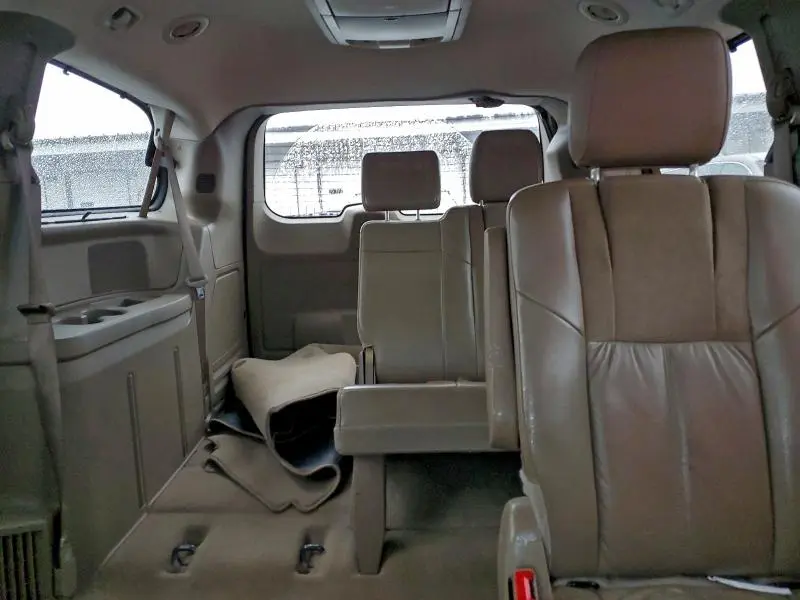 2015 CHRYSLER TOWN & COUNTRY LIMITED PLATINUM  