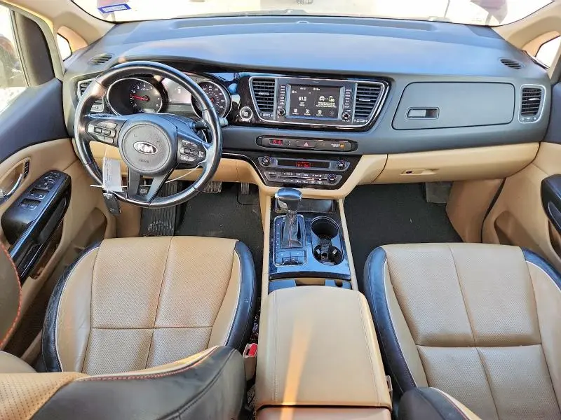 2017 KIA SEDONA EX  