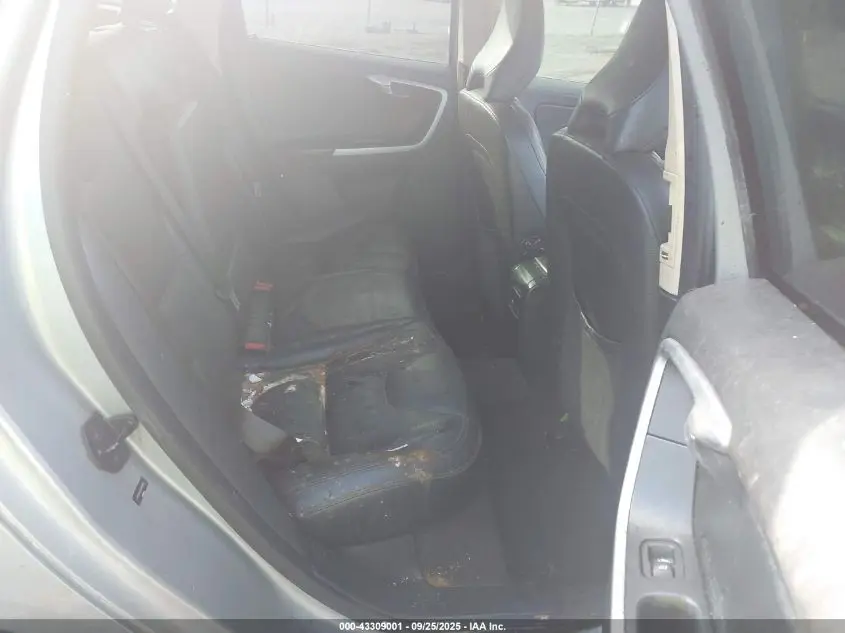 2012 VOLVO XC60 3.2 PREMIER