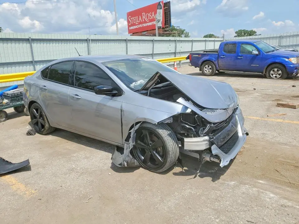 2015 DODGE DART SXT  
