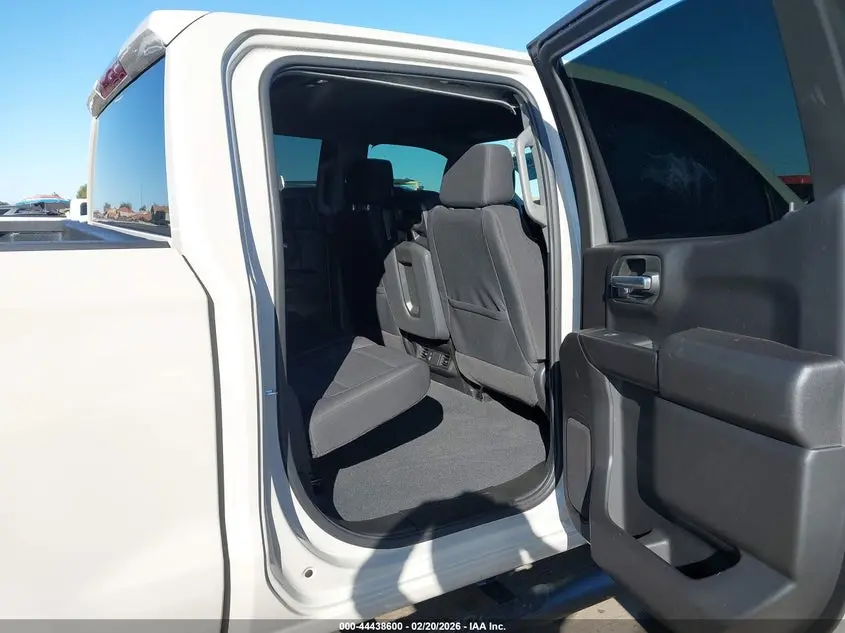 2026 CHEVROLET SILVERADO 1500 2WD  SHORT BED CUSTOM