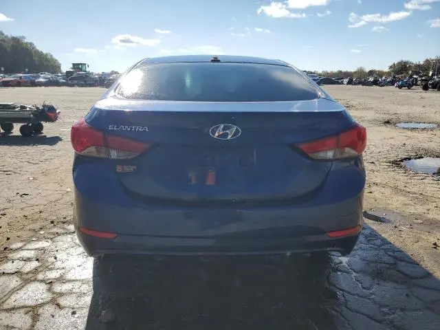 2016 HYUNDAI ELANTRA SE  