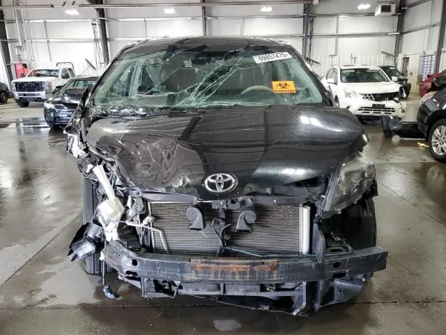2014 TOYOTA SIENNA SPORT  