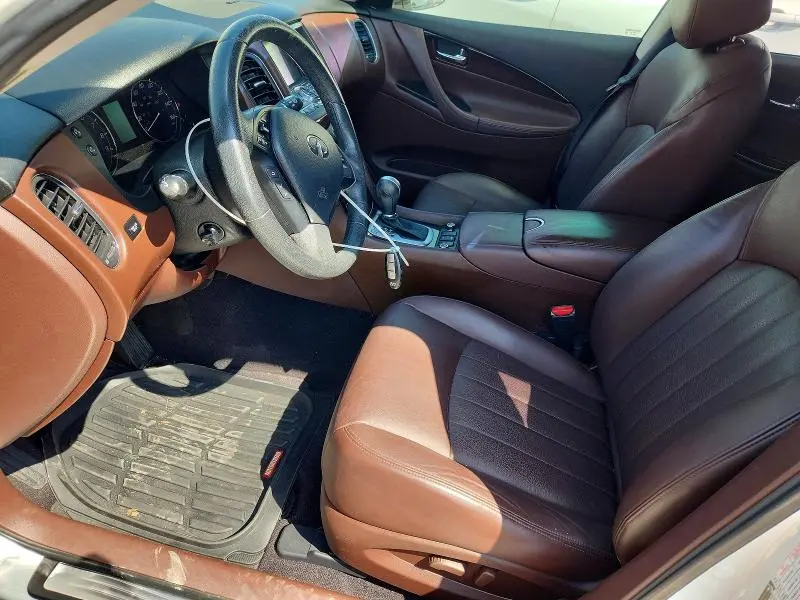 2017 INFINITI QX50 BASE  