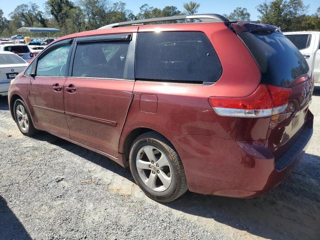 2013 TOYOTA SIENNA LE