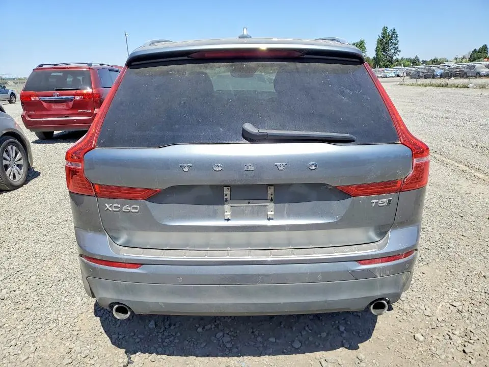 2018 VOLVO XC60 T5  
