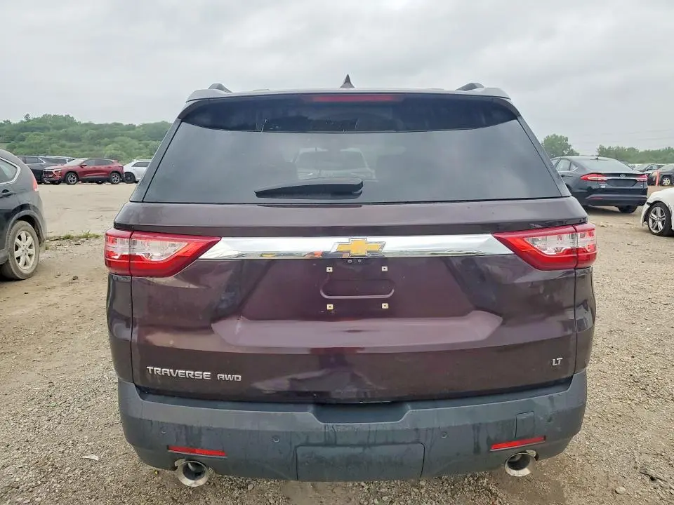 2021 CHEVROLET TRAVERSE LT  