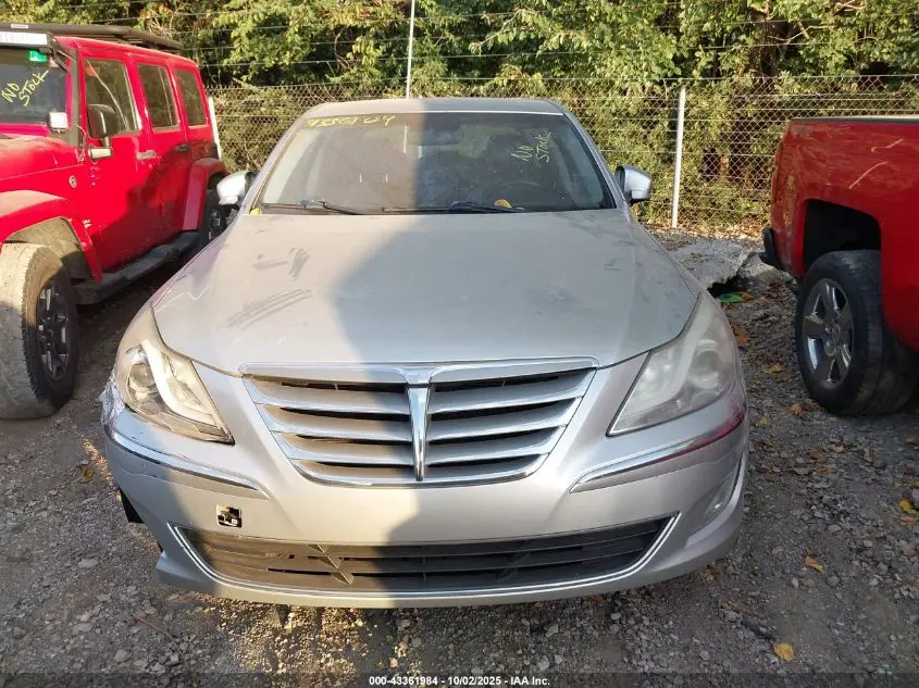 2013 HYUNDAI GENESIS 3.8