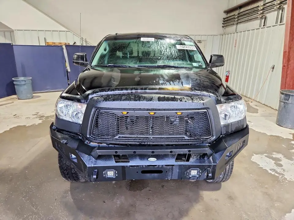 2010 TOYOTA TUNDRA DOUBLE CAB SR5  