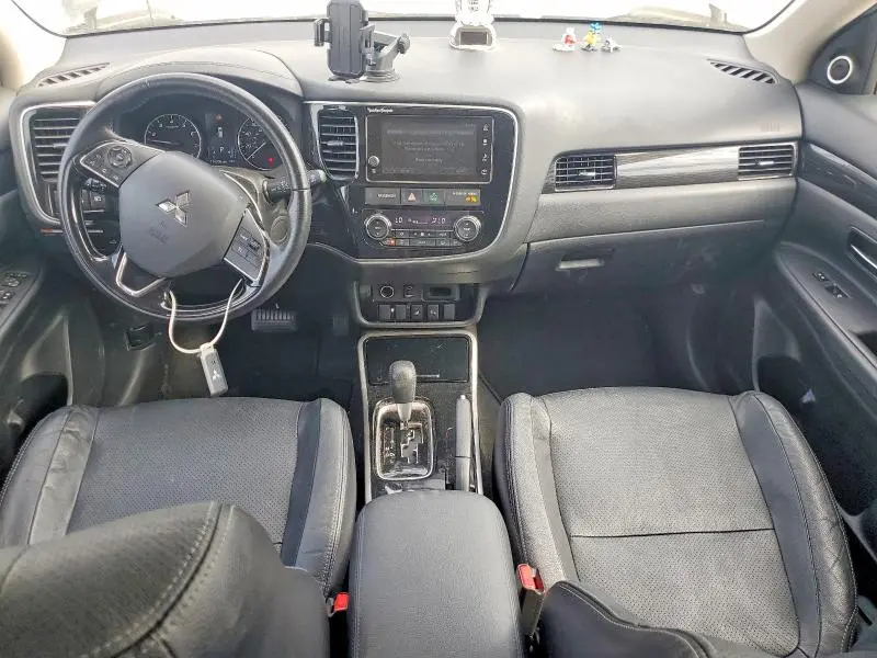 2018 MITSUBISHI OUTLANDER SE  