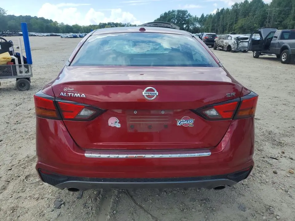2020 NISSAN ALTIMA SR  