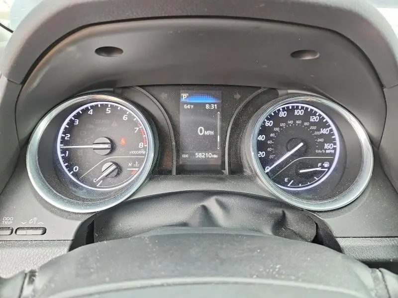 2019 TOYOTA CAMRY LE  