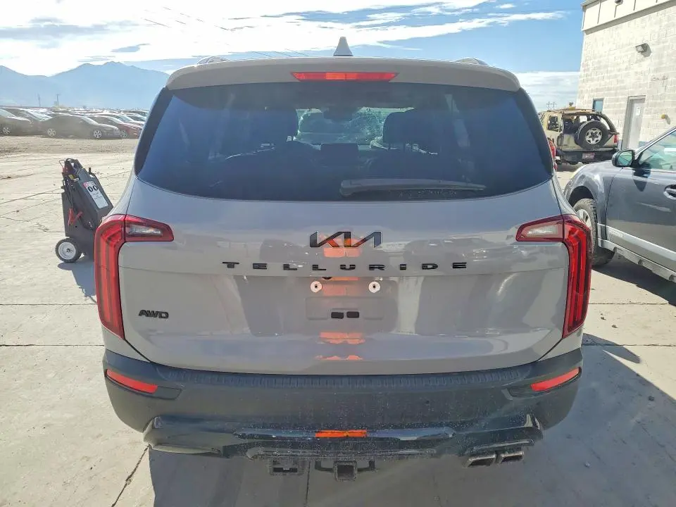 2022 KIA TELLURIDE EX  