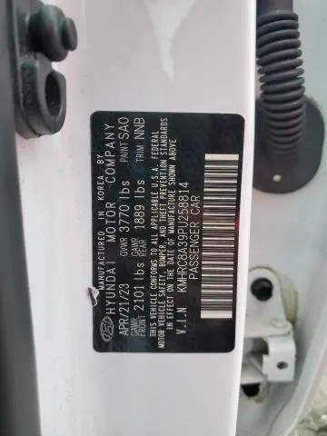 2023 HYUNDAI VENUE SEL  