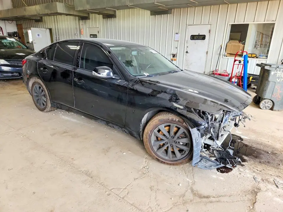 2015 INFINITI Q50 PREMIUM  