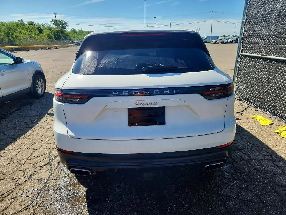 2019 PORSCHE CAYENNE   
