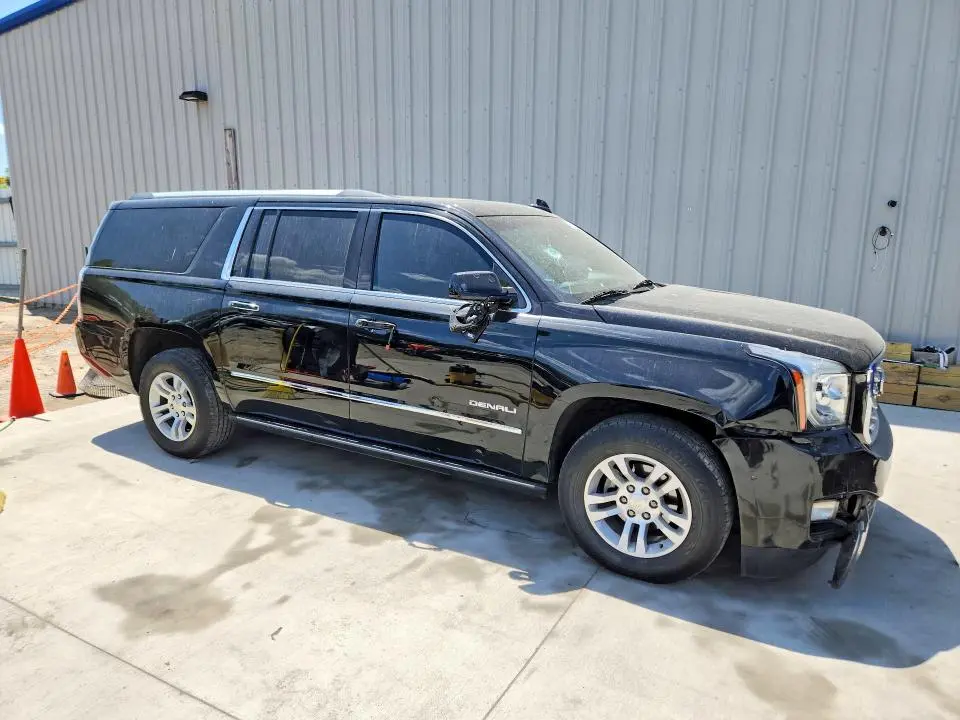 2018 GMC YUKON XL DENALI  