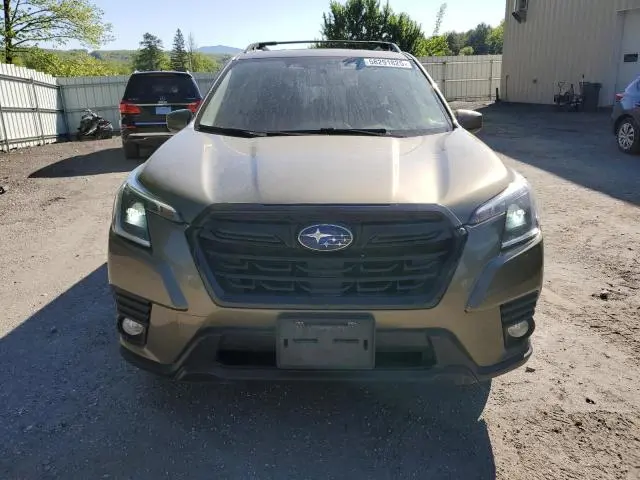 2022 SUBARU FORESTER PREMIUM  
